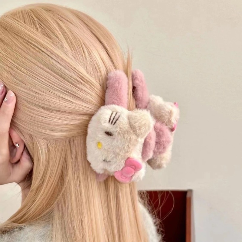 Sanrio Anime Shark Hair Clip D - Winter Clothing Accessories recensione e prezzo