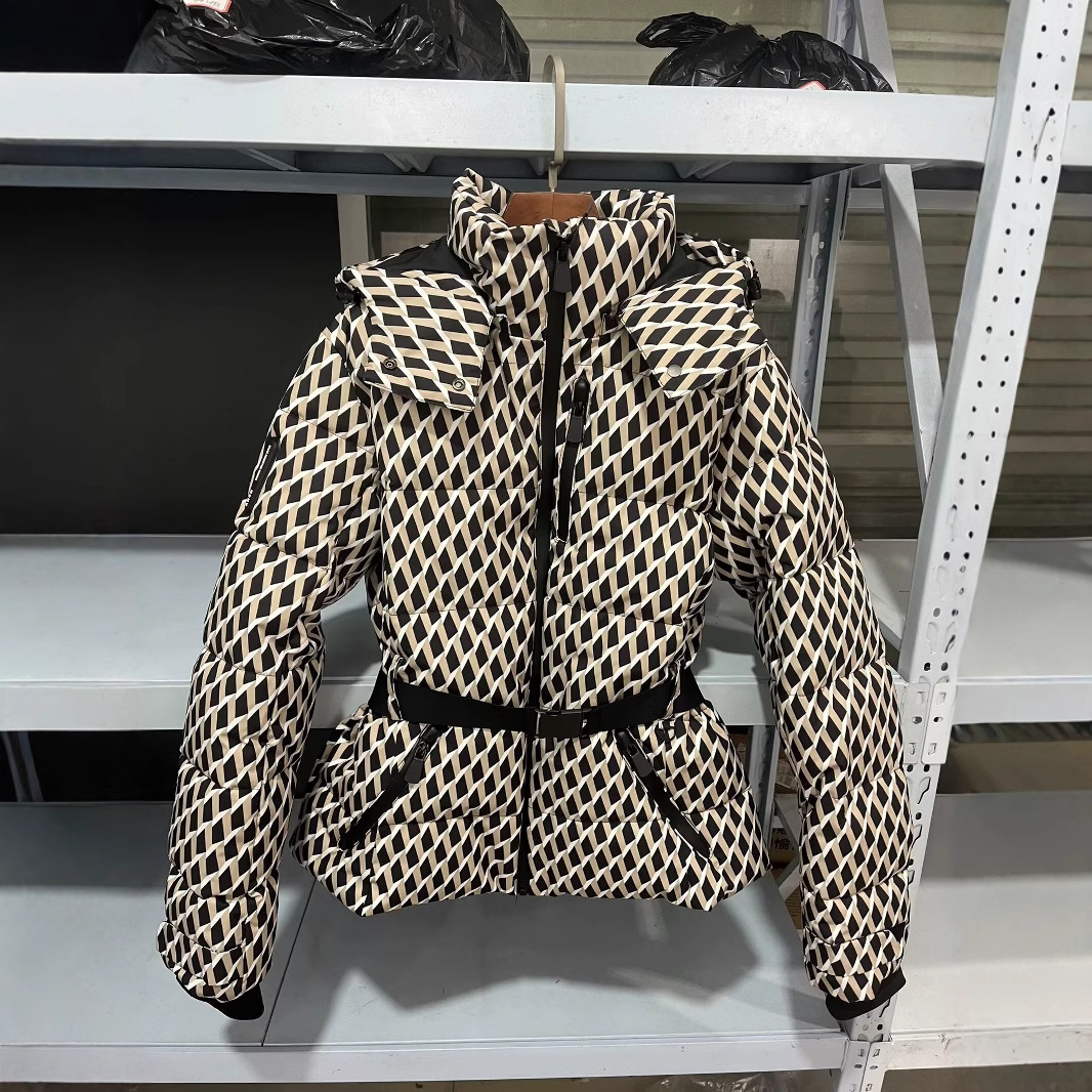 Winter Two Piece Skiing Set Ho - Winter Clothing For Sale recensione e prezzo